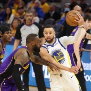 【观察】勇士如何打崩湖人？你永远可以相信死亡五小